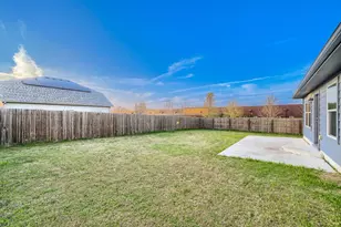 100 Liard River Rd, Hutto, TX 78634 - Photo 21
