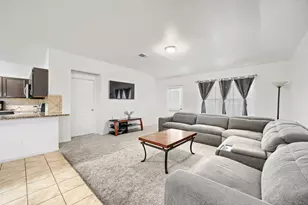 100 Liard River Rd, Hutto, TX 78634 - Photo 7