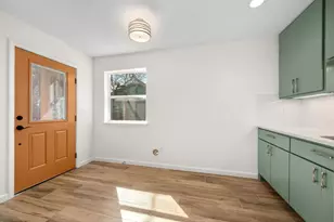 3904 Tonkawa Trail, Austin, TX 78756 - Photo 9