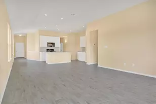 100 Four Star Dr, Elgin, TX 78621 - Photo 3