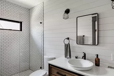 1910 Holly Street, Austin, TX 78702 - Photo 15