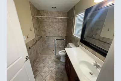 111 Hillview Lane, Burnet, TX 78611 - Photo 9