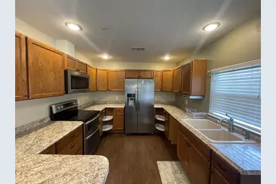 111 Hillview Lane, Burnet, TX 78611 - Photo 5