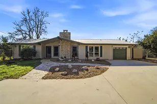 159 Thornton Ln, Lakehills, TX 78063 - Photo 1