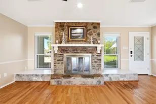 159 Thornton Ln, Lakehills, TX 78063 - Photo 7