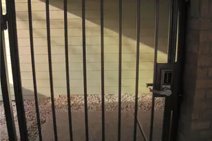 908 Poplar St, Austin, TX 78705 - Photo 3