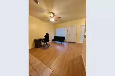 908 Poplar Street #207, Austin, TX 78705 - Photo 5