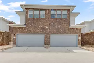 605 W South St, Leander, TX 78641 - Photo 15