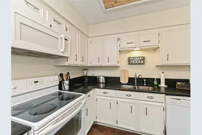 199 World Of Tennis Square, Lakeway, TX 78738 - Photo 9