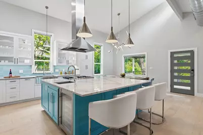 708 Upson Street, Austin, TX 78703 - Photo 15