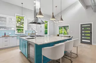708 Upson St, Austin, TX 78703 - Photo 15