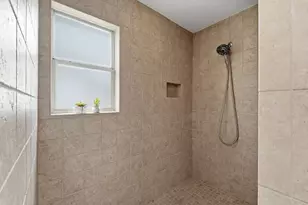 708 Upson St, Austin, TX 78703 - Photo 31