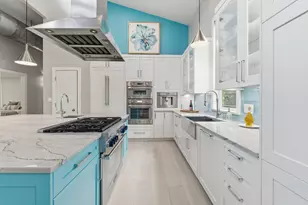 708 Upson St, Austin, TX 78703 - Photo 19