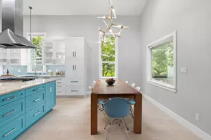 708 Upson St, Austin, TX 78703 - Photo 23