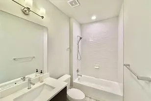 7915 Floracita Ln, Austin, TX 78735 - Photo 17