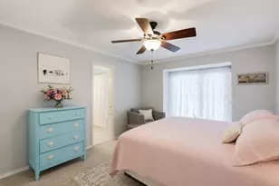 1001 Travis St, Lockhart, TX 78644 - Photo 11