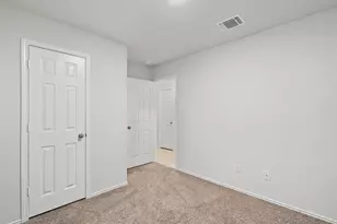 112 Ragnar Dr, Jarrell, TX 76537 - Photo 19