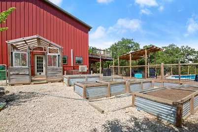 320 Pecan 3, Florence, TX 76527 - Photo 39