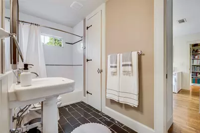 4705 Fairview Drive, Austin, TX 78731 - Photo 21
