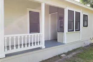 1405 Waller St, Austin, TX 78702 - Photo 3