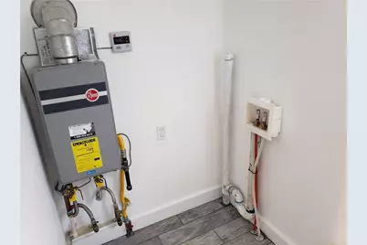 1405 Waller Street, Austin, TX 78702 - Photo 9