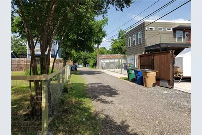 1405 Waller Street, Austin, TX 78702 - Photo 19