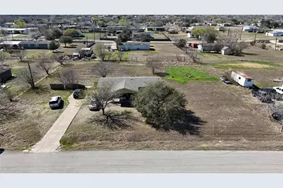 7113 Maverick Court, Buda, TX 78610 - Photo 1