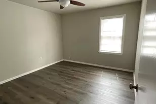 606 Marshall St, Rockdale, TX 76567 - Photo 9