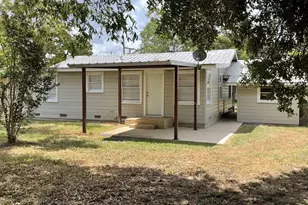606 Marshall St, Rockdale, TX 76567 - Photo 17