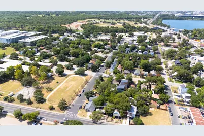 2909 E 5th Street, Austin, TX 78702 - Photo 15