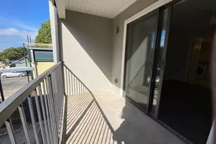 935 La Posada Dr, Austin, TX 78752 - Photo 13