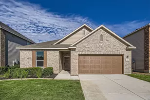 216 Deer Crest Dr, New Braunfels, TX 78130 - Photo 1