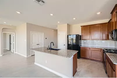216 Deer Crest Drive, New Braunfels, TX 78130 - Photo 11