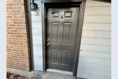 203 E 31 Street #101, Austin, TX 78705 - Photo 3