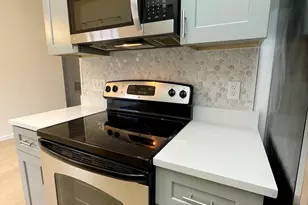 203 E 31st St, Austin, TX 78705 - Photo 9