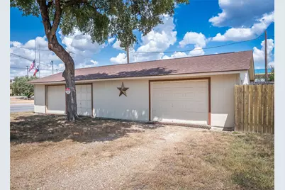 1702 Lone Oak Drive, Leander, TX 78641 - Photo 37