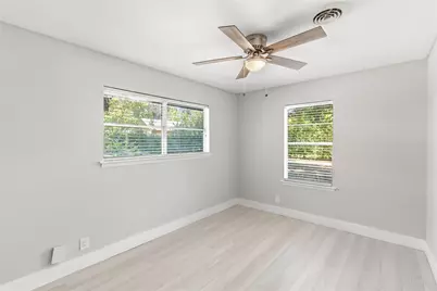 3206 Goodwin Avenue, Austin, TX 78702 - Photo 23
