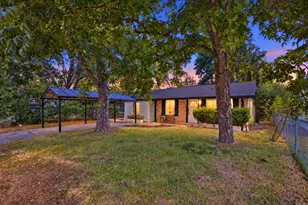 3206 Goodwin Ave, Austin, TX 78702 - Photo 1
