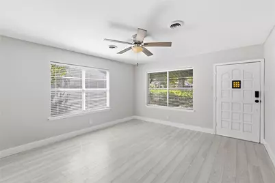 3206 Goodwin Avenue, Austin, TX 78702 - Photo 7