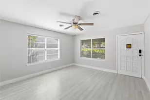 3206 Goodwin Ave, Austin, TX 78702 - Photo 7