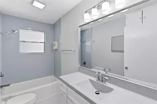 3206 Goodwin Ave, Austin, TX 78702 - Photo 21