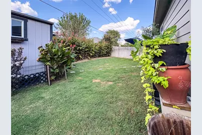 307 Andesite Trail, Buda, TX 78610 - Photo 19