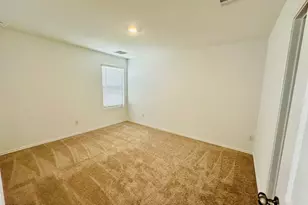 100 Louisa Ln, Jarrell, TX 76537 - Photo 17