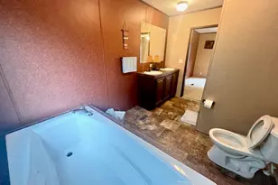112 S Fitzwilliams Ln, Bastrop, TX 78602 - Photo 9