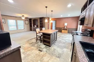 112 S Fitzwilliams Ln, Bastrop, TX 78602 - Photo 5