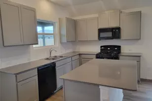 623 Waterway Ave, Hutto, TX 78634 - Photo 15