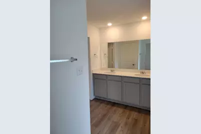 623 Waterway Avenue, Hutto, TX 78634 - Photo 19