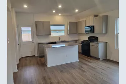 623 Waterway Avenue, Hutto, TX 78634 - Photo 15