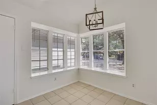 6302 Jennings Dr, Austin, TX 78727 - Photo 11