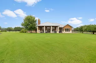 201 Eagle Valley Ln, Liberty Hill, TX 78642 - Photo 39